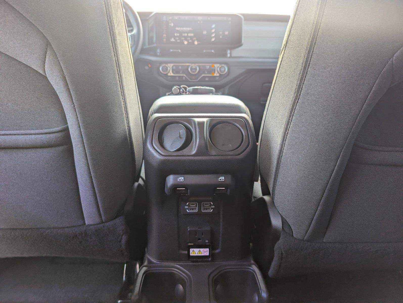 Used 2025 Black Clearcoat Jeep Sahara image 32