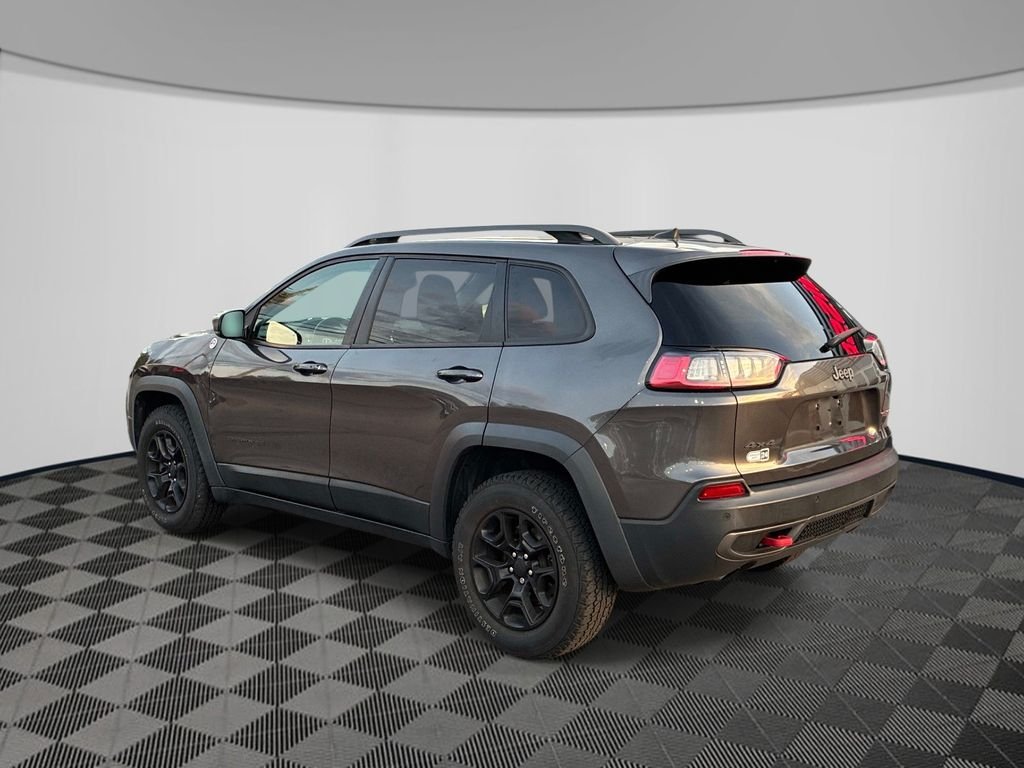 Used 2019 Gray Jeep Trailhawk image 5
