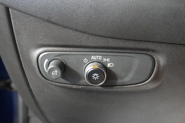 Used 2022 Blue Glow Metallic Chevrolet LT image 22