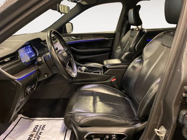 Used 2022 Gray Jeep Overland image 10