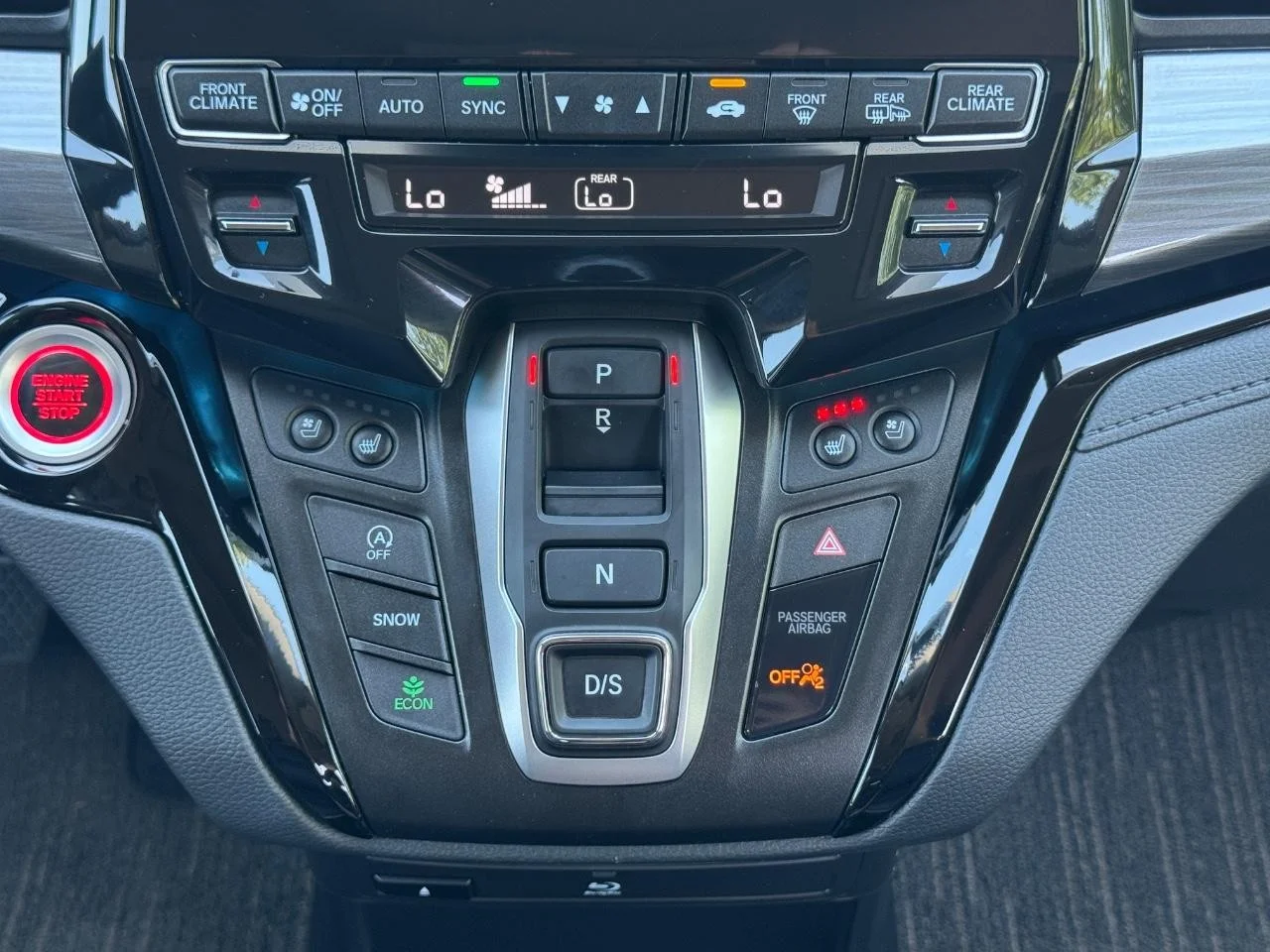 2024 Honda Odyssey Elite - Photo 16