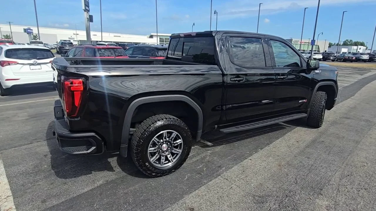 Used 2024 Onyx Black GMC AT4 image 9