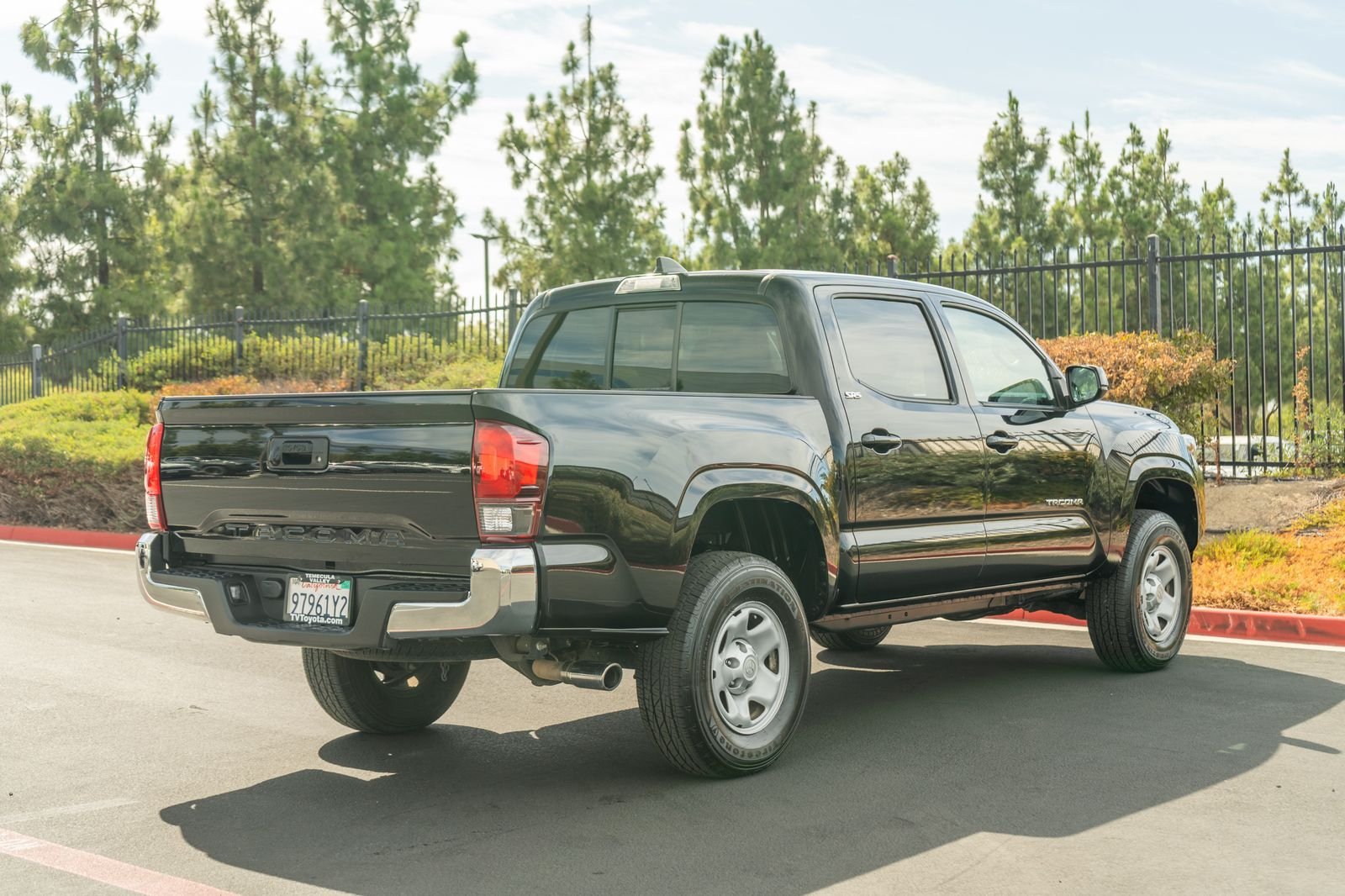 Certified Used 2020 Midnight Black Metallic Toyota SR5 image 12