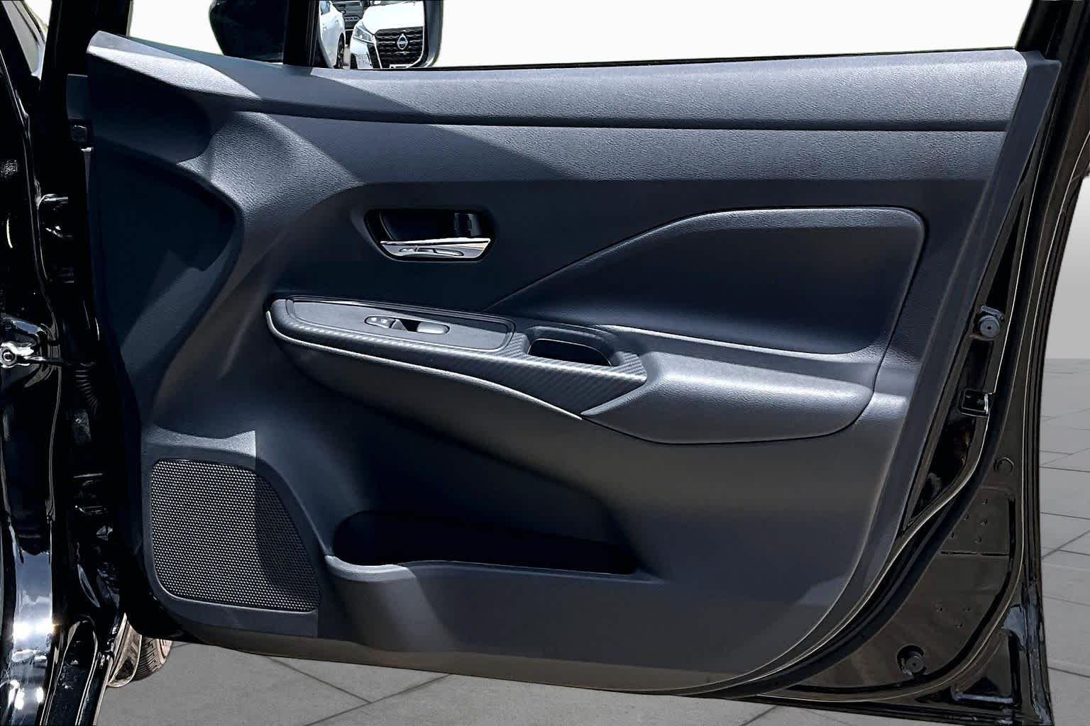 Used 2025 Super Black Nissan SV image 22