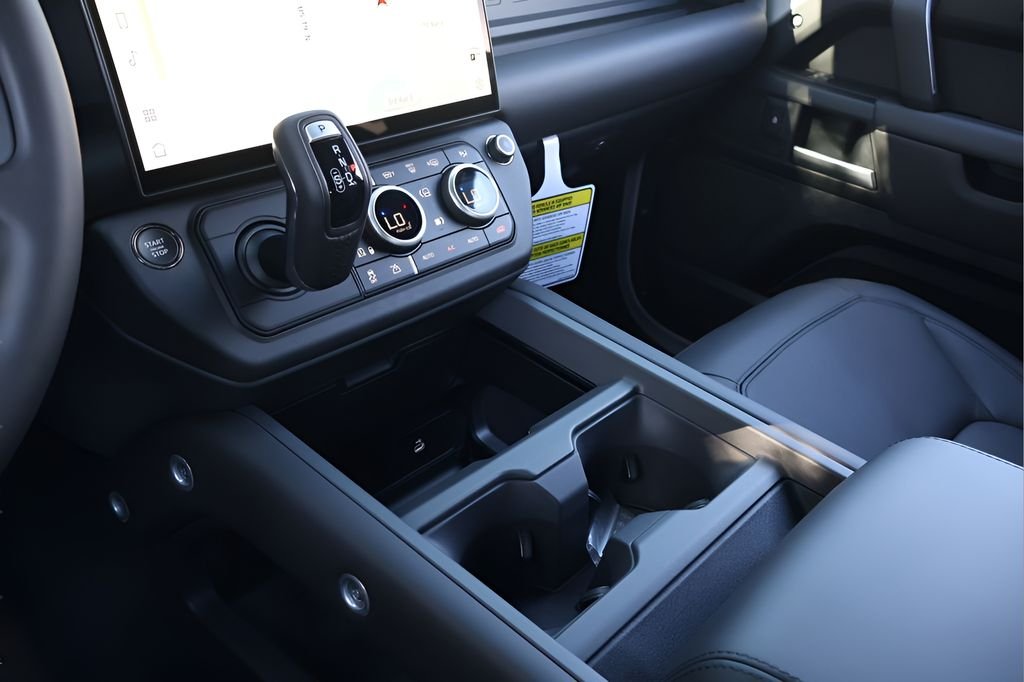 New 2026 Borasco Grey Land Rover X-Dynamic SE image 26
