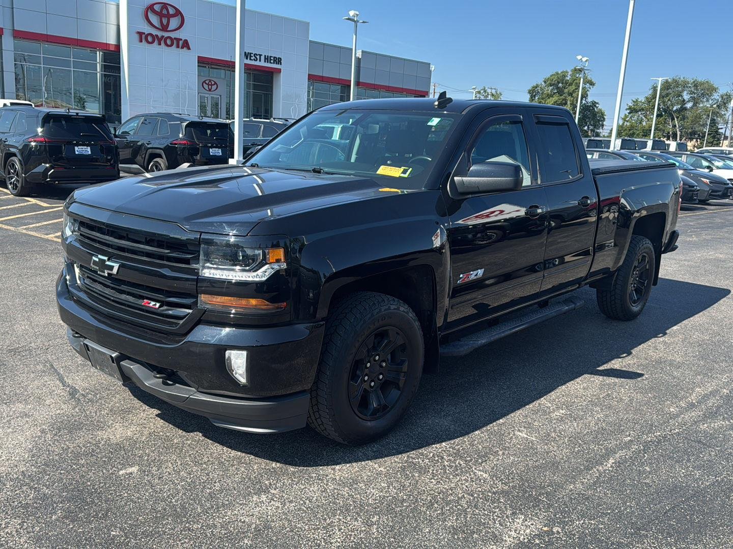 Used 2019 Black Chevrolet LT image 3