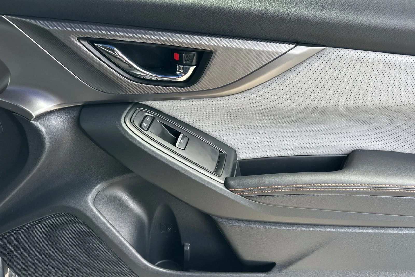 Used 2022 Gray Subaru Limited image 22