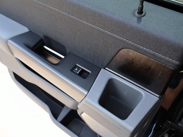 Used 2021 Black Ford LARIAT image 18