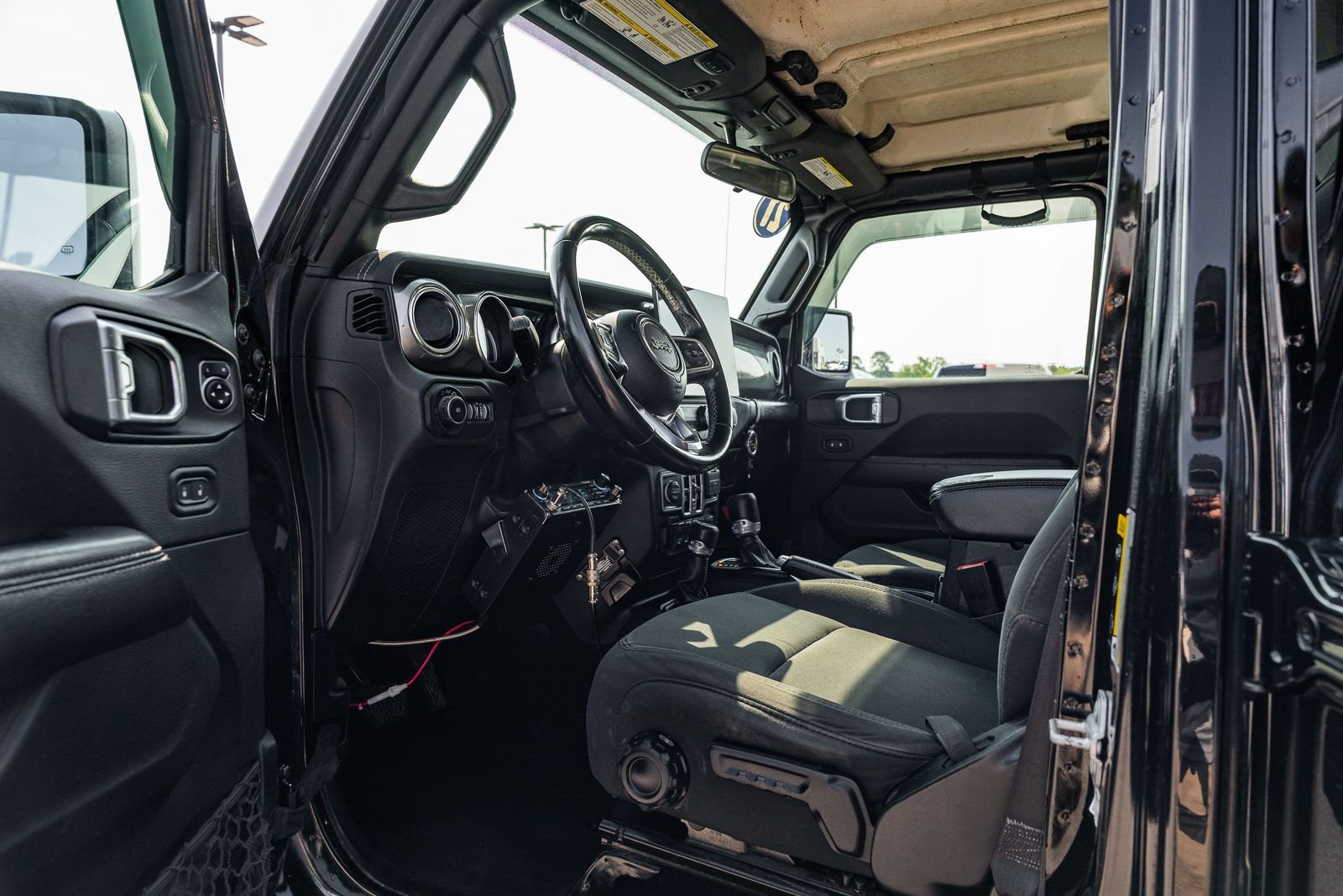 Certified Used 2021 Black Jeep Unlimited Sahara image 19
