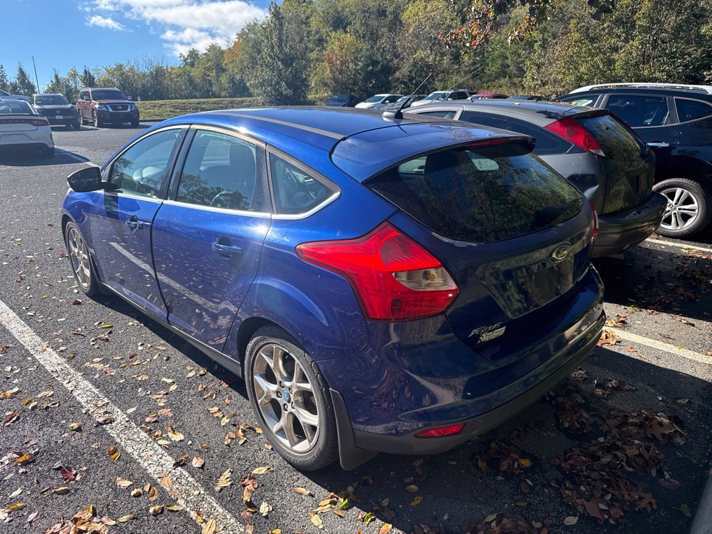 Used 2012 Blue Ford Titanium image 3