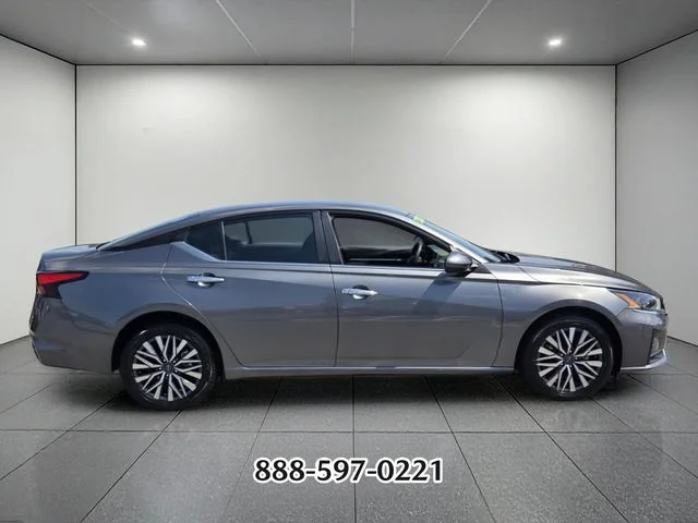 Used 2023 Gun Metallic NISSAN 2.5 SV image 6