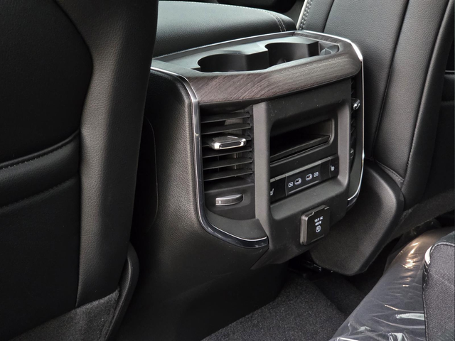 New 2026 Serrano-Green Metallic Exterior Paint RAM Laramie image 23