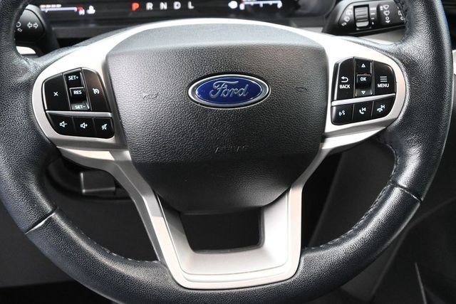 Used 2021 Silver Ford XLT image 8