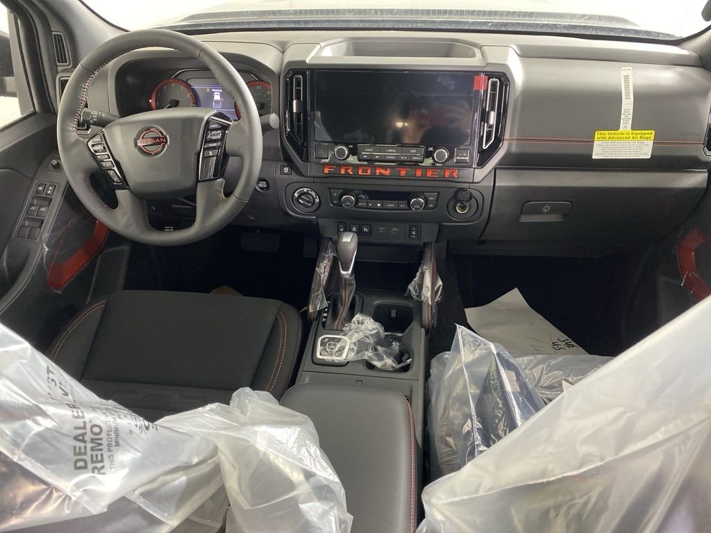 2026 Nissan Frontier PRO-4X - Photo 9