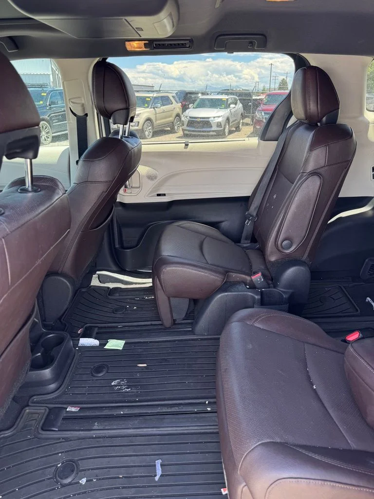 Used 2023 Pearl Toyota Platinum image 12