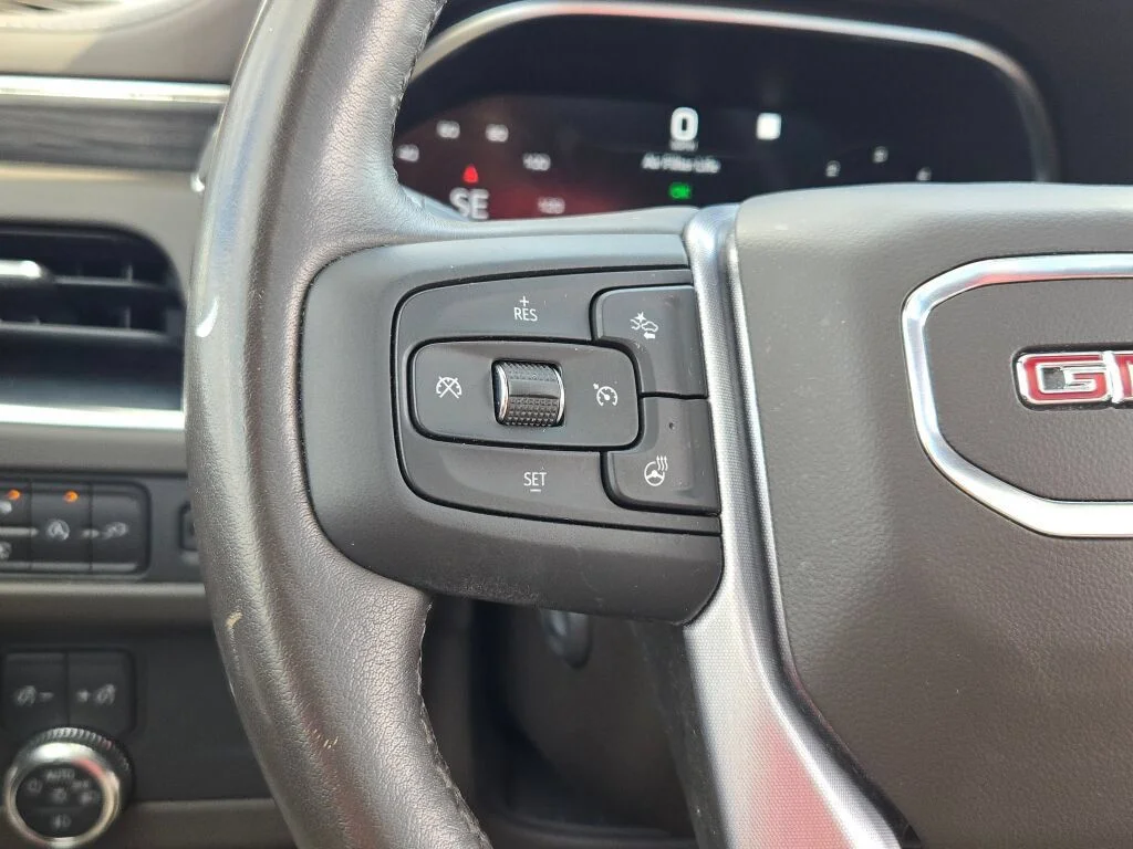 Certified Used 2022 Midnight Blue Metallic GMC SLT image 35
