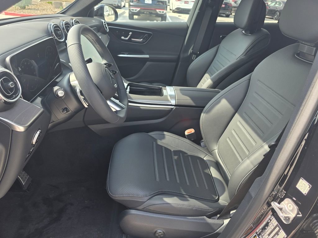 New 2026 Black Mercedes-Benz GLC 300 image 43