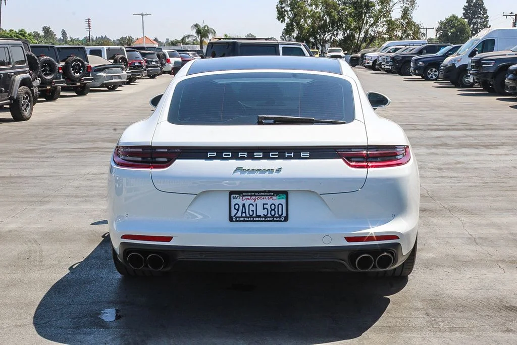 Used 2018  Porsche 4 image 7