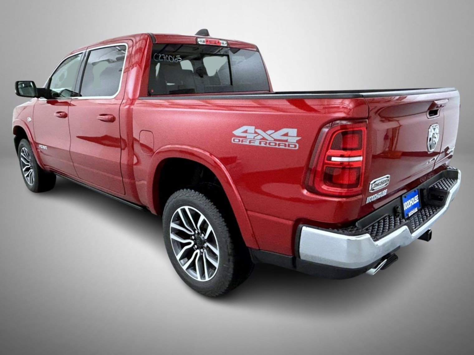 New 2027 Molten Red Pearl-Coat Exterior Paint RAM Limited image 7