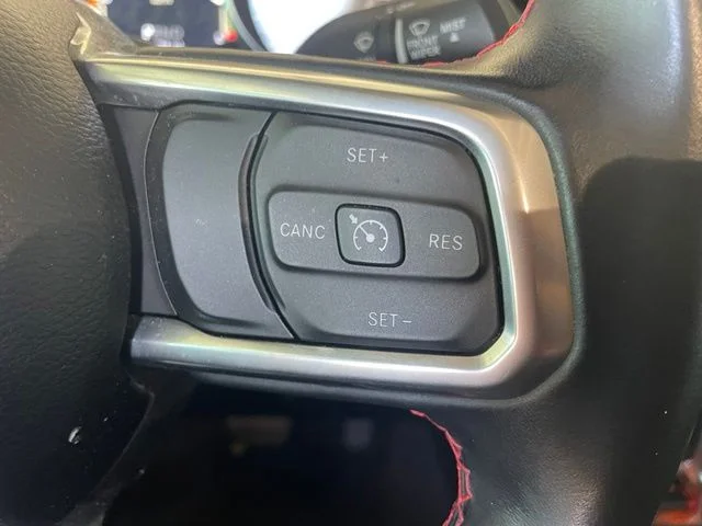 Used 2021 White Jeep Unlimited Rubicon image 14