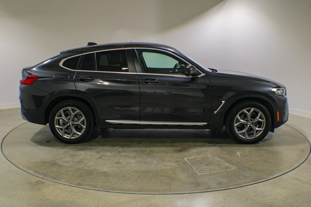 Used 2023 Gray BMW xDrive30i image 7