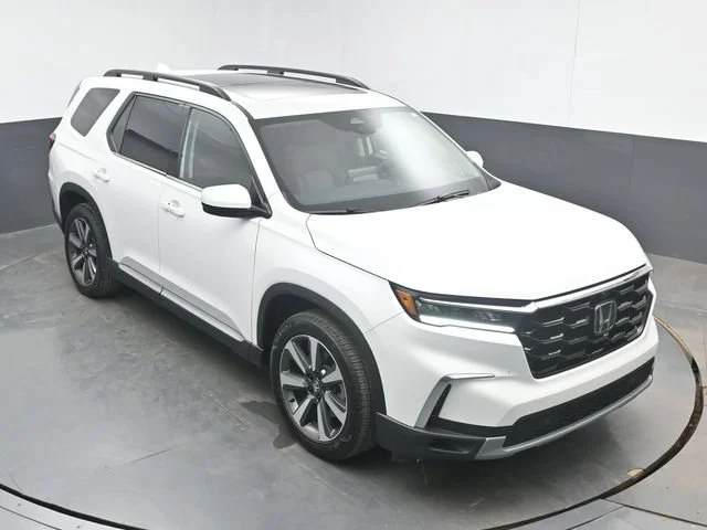 Used 2025 Platinum White Pearl Honda AWD Elite image 73