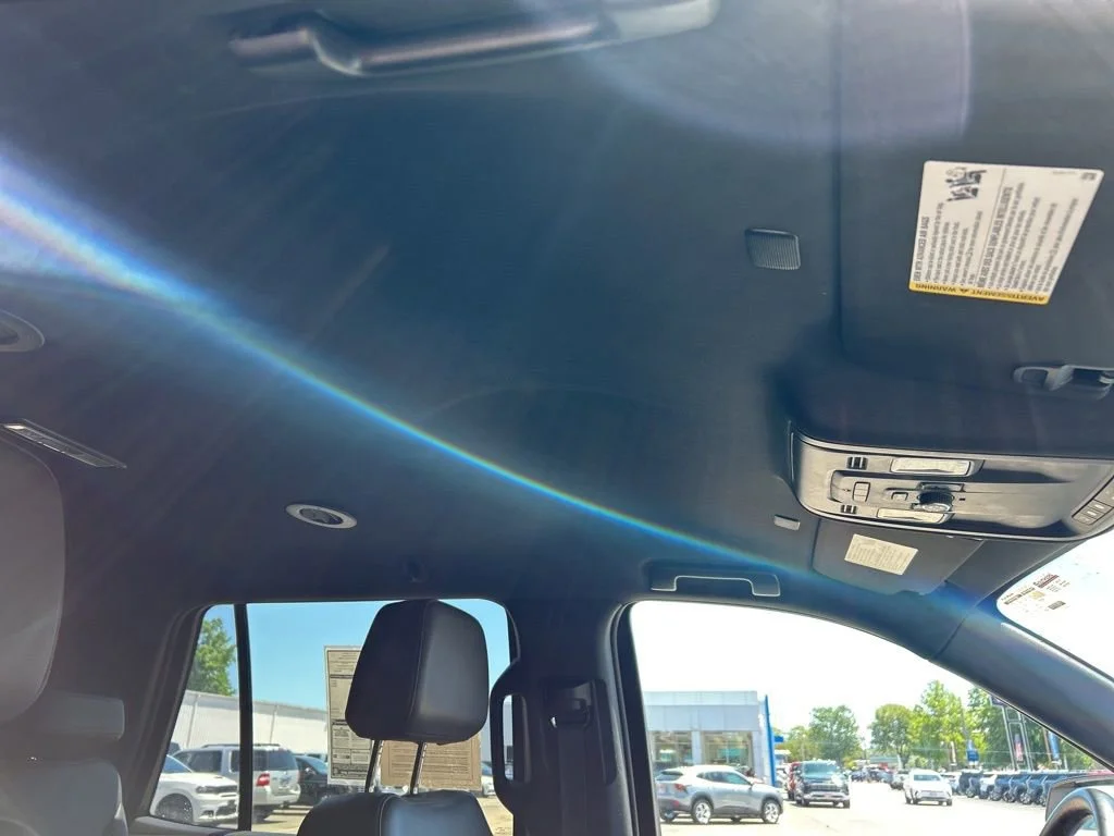 Used 2023 Summit White Chevrolet LT image 17