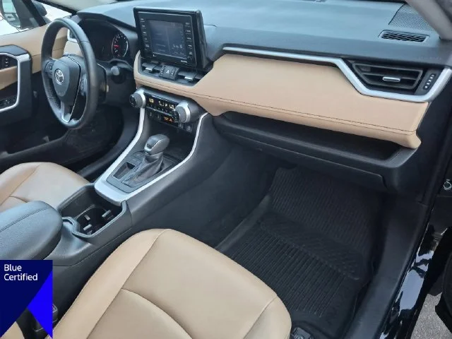 Used 2022 Black Toyota XLE Premium image 36