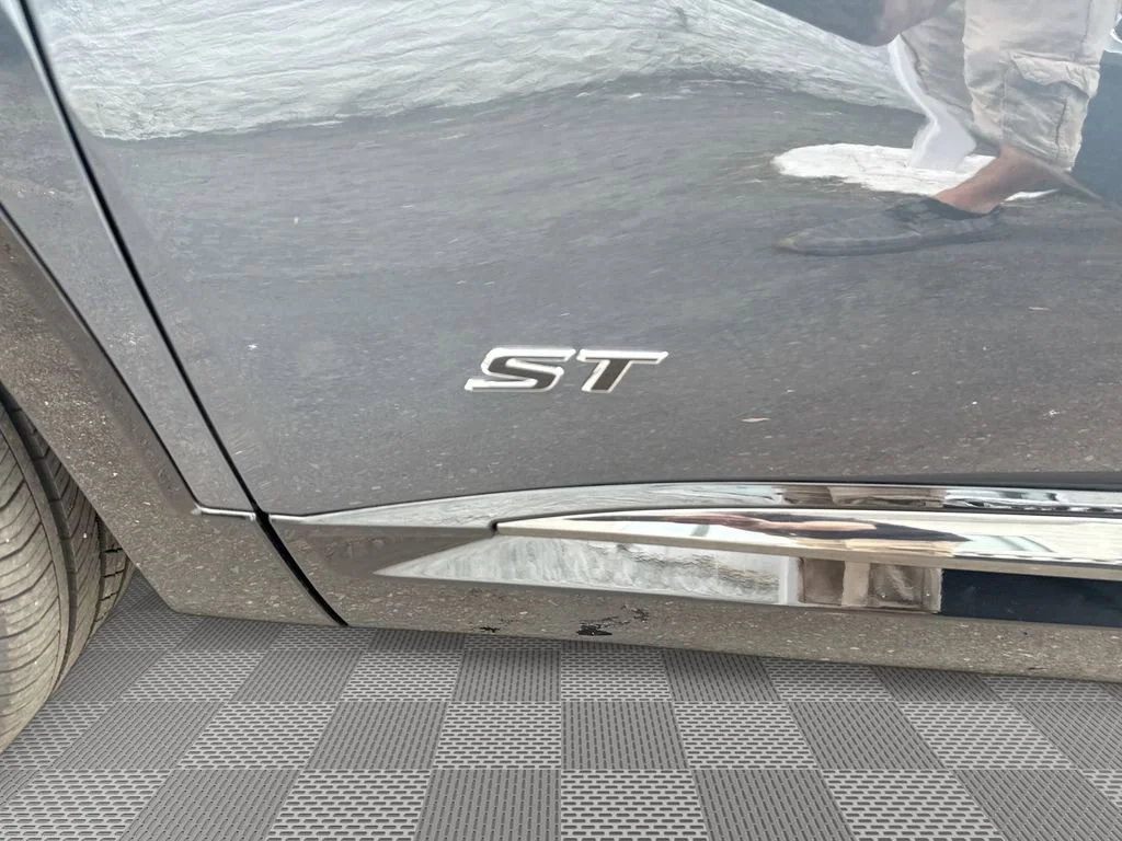 New 2026 Quartz Blue Metallic Buick Sport Touring image 28