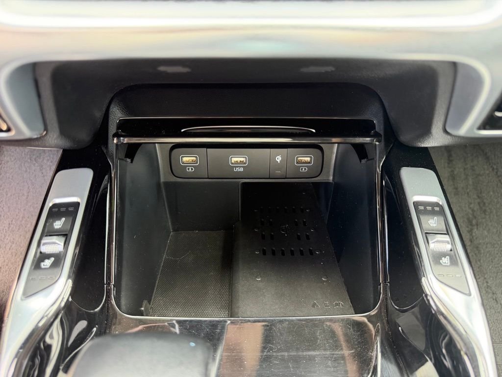 Used 2022 Glacial White Pearl Kia X-Line SX Prestige image 24