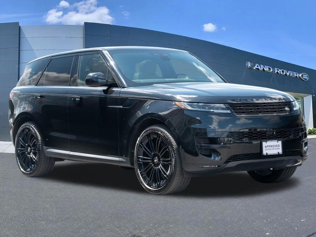 Certified Used 2024 Black Land Rover SE image 3