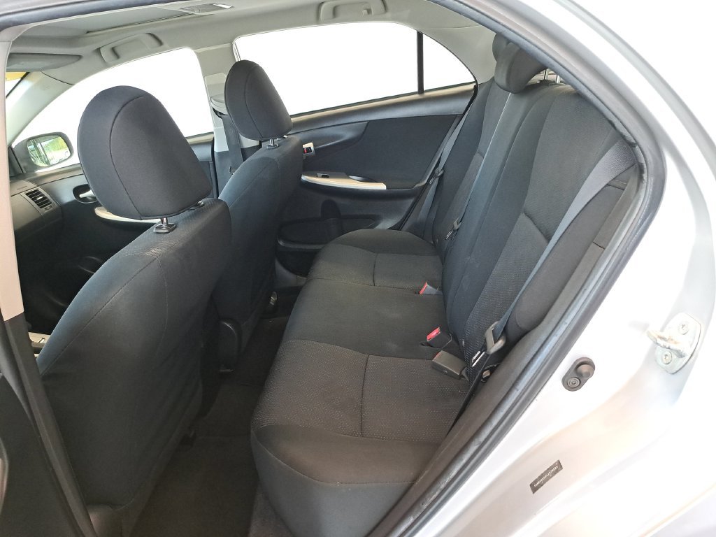Used 2010 Silver Toyota S image 32