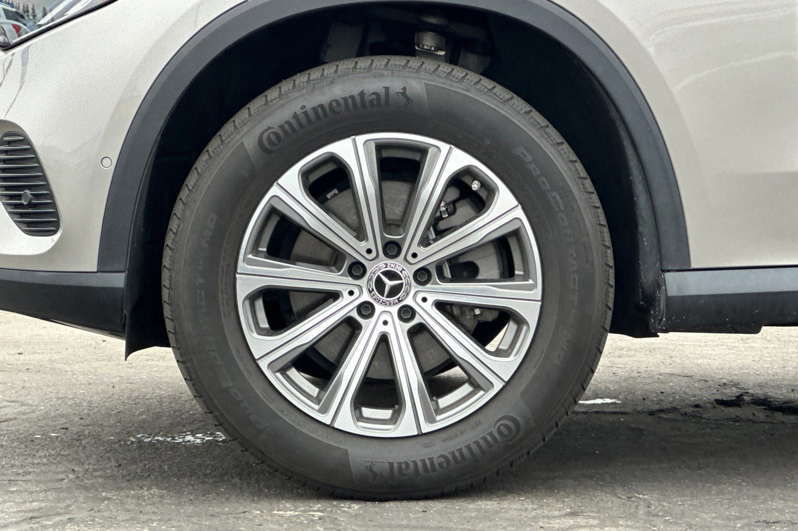 2024 Mercedes-Benz GLC GLC300 - Photo 26