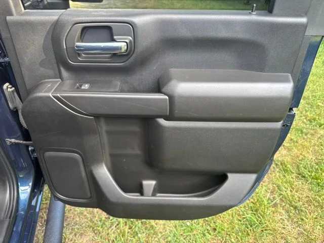 Used 2022 Blue Chevrolet Custom image 28