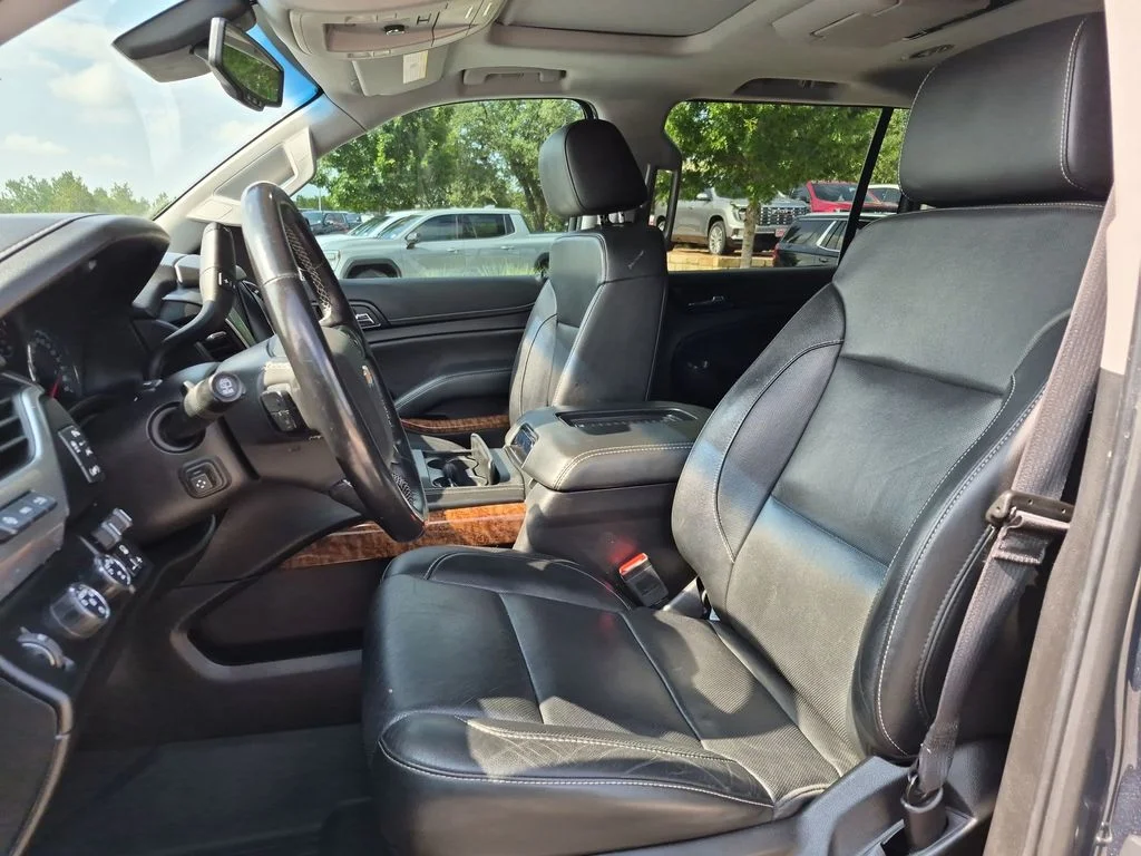 Used 2019 Gray Chevrolet Premier image 21