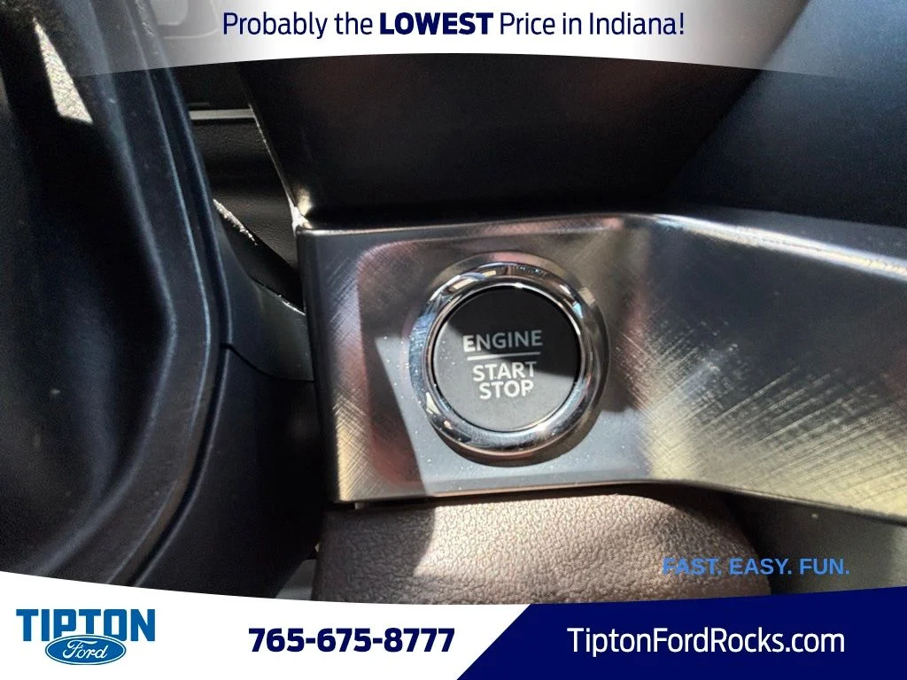 New 2026 Star White Metallic Tri-Coat Ford F-250® King Ranch® image 16