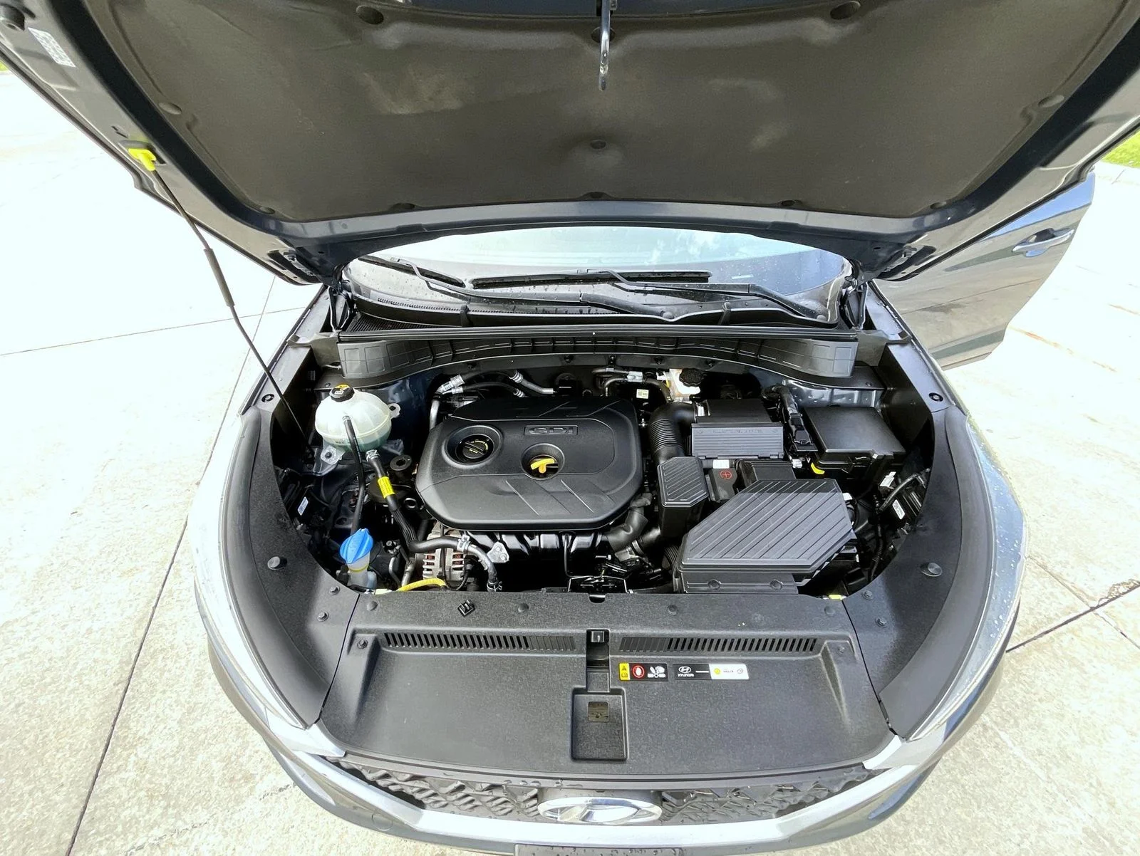 Certified Used 2020 Blue Hyundai SE image 24