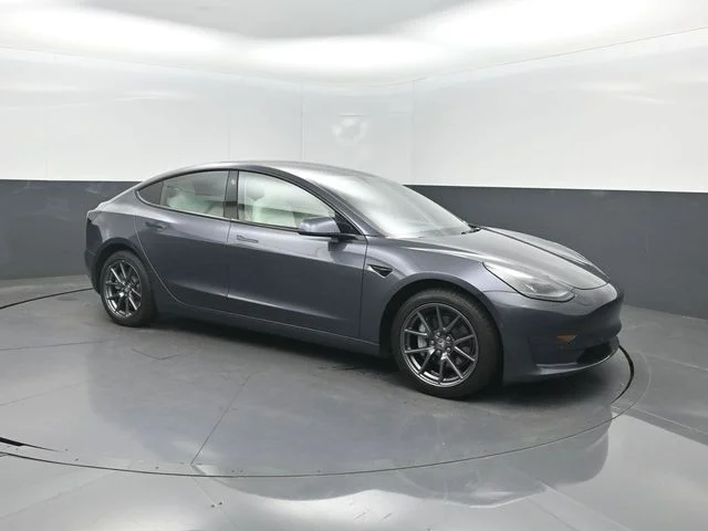 Used 2022 Black Tesla Base image 26