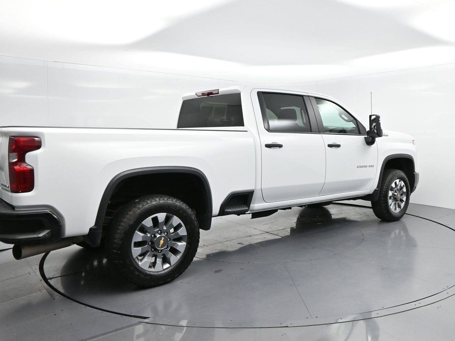 Used 2024 Summit White Chevrolet Custom image 7