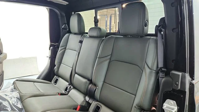 New 2026 Black Clearcoat Jeep Mojave X image 21