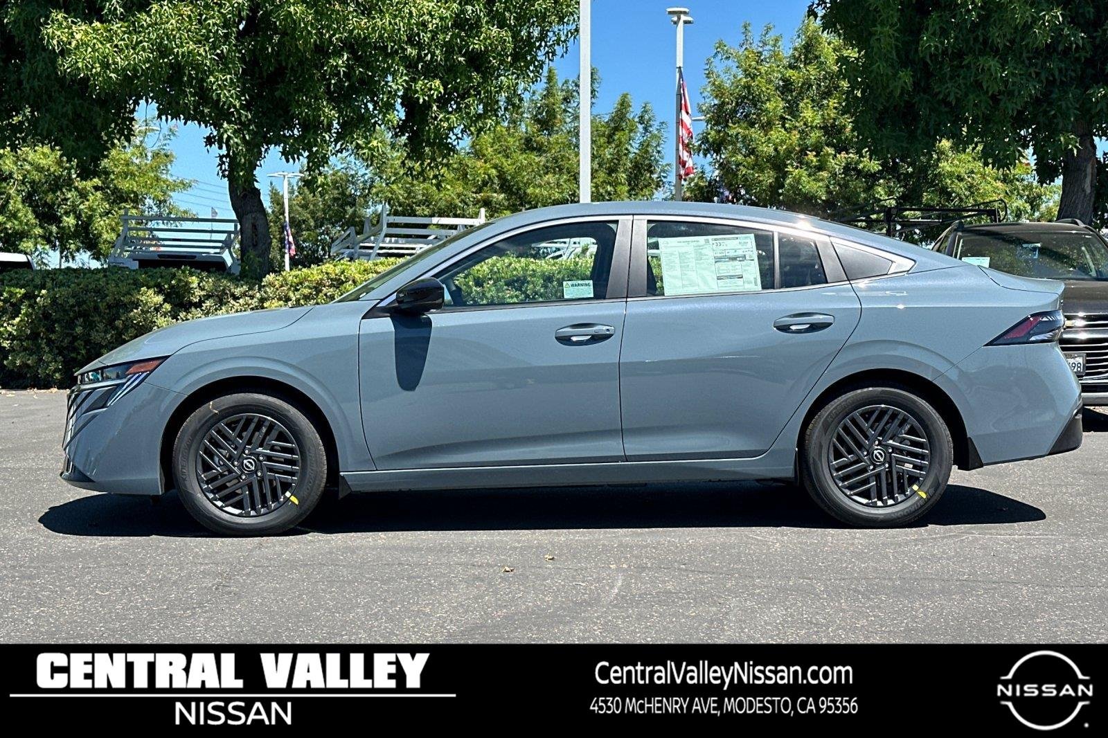 New 2026 Atlantic Gray Metallic Nissan SV image 7