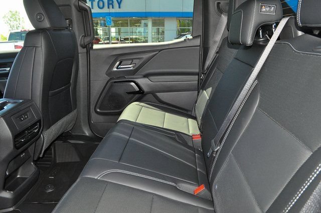 New 2025 Black Chevrolet LT - Extended Range image 13