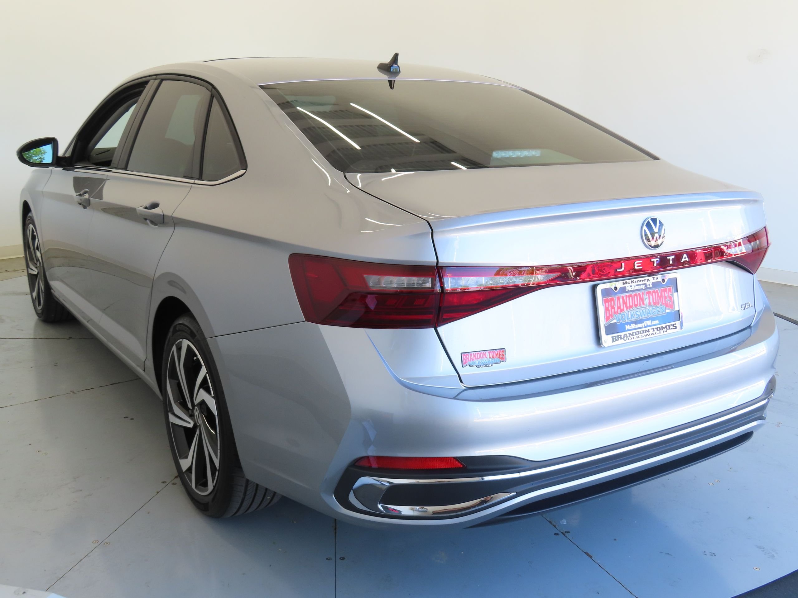 New 2026 Silver Volkswagen 1.5T SEL image 6