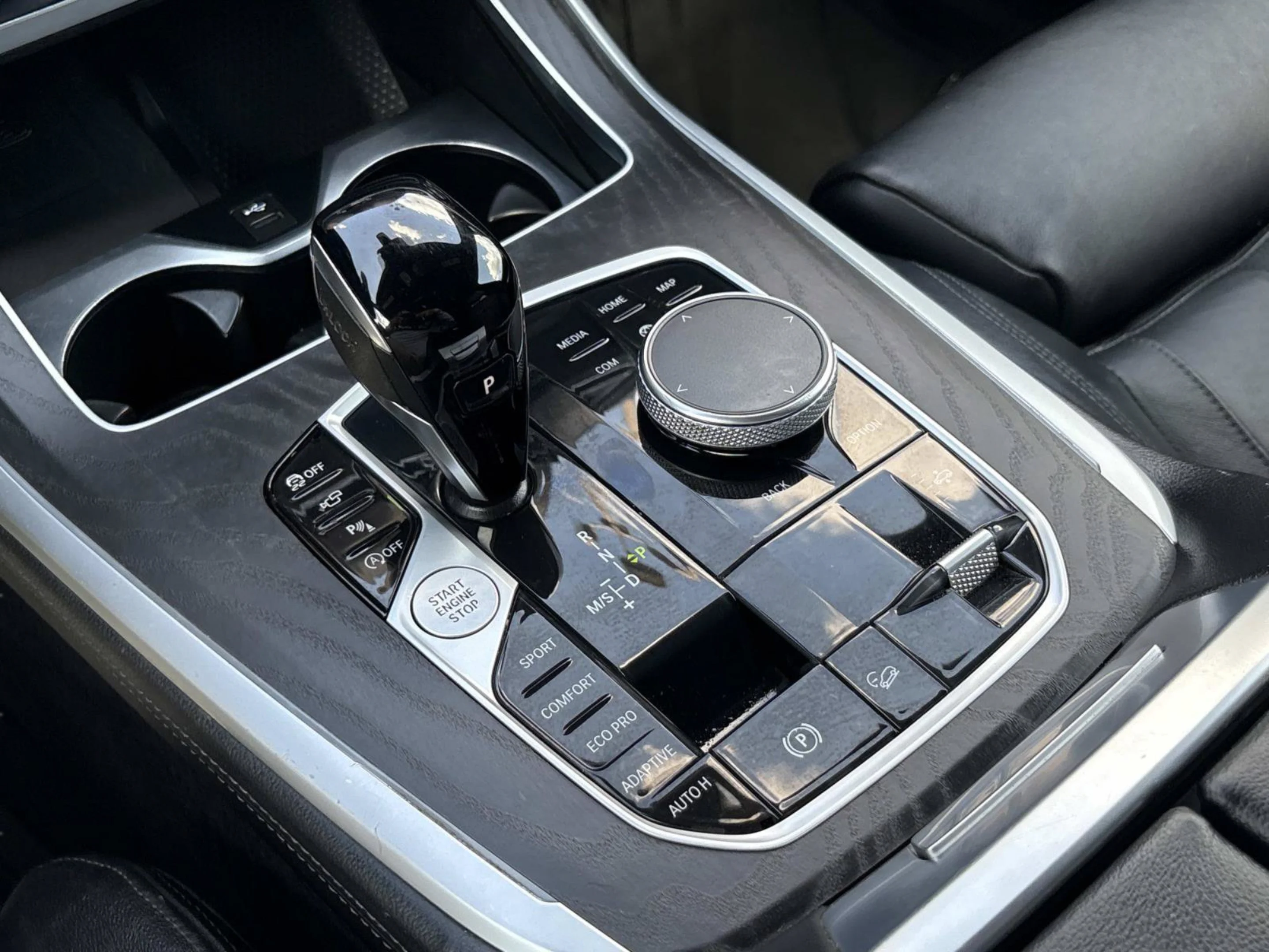 Used 2022 Arctic Grey Metallic BMW M50i image 33