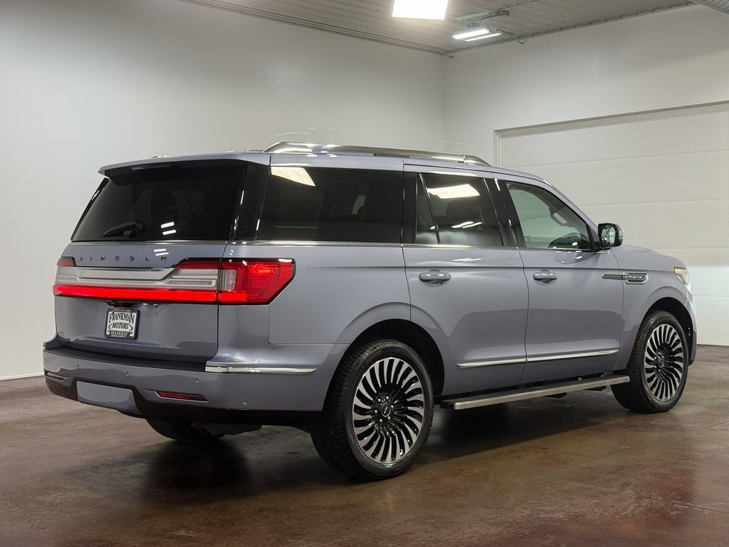 2020 Lincoln Navigator Black Label photo 3