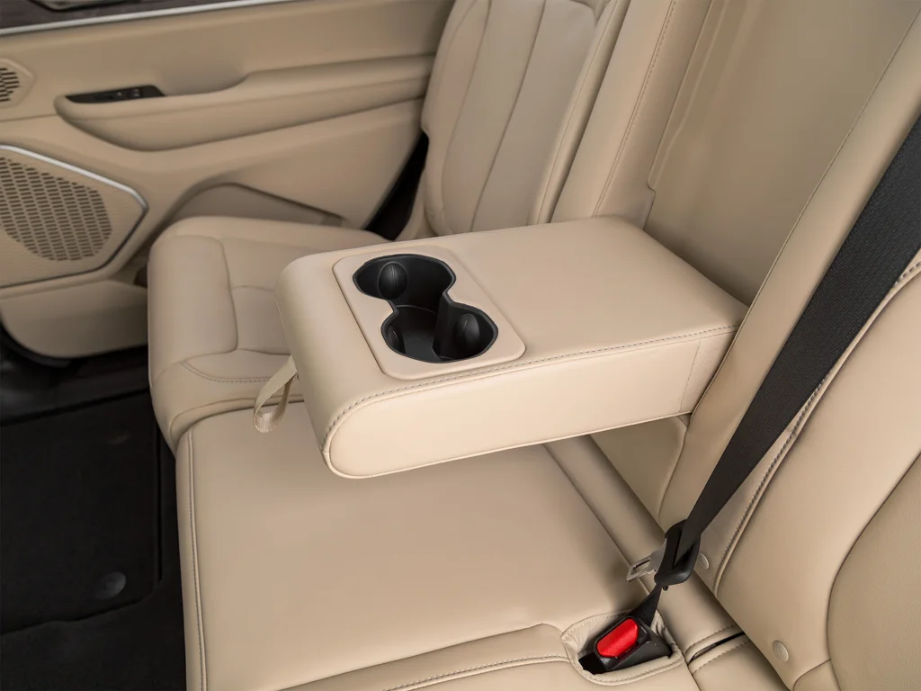 Used 2022 White Jeep Limited image 40