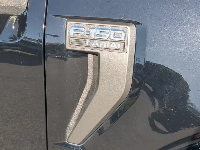 Used 2023 Black Ford Lariat image 13
