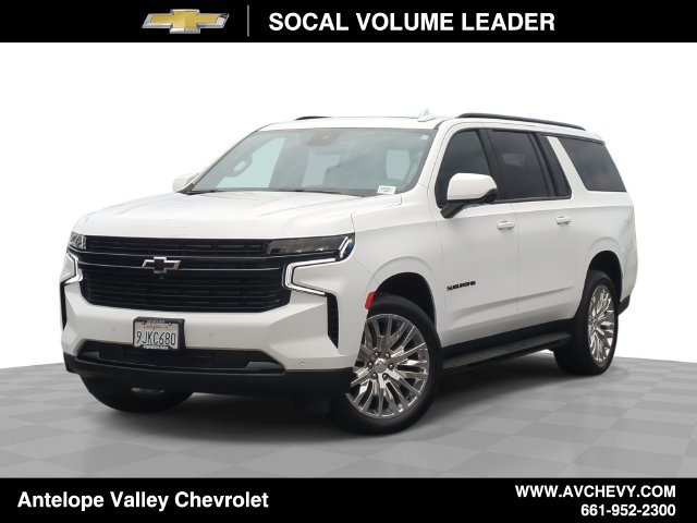 Used 2023 Summit White Chevrolet RST image 1
