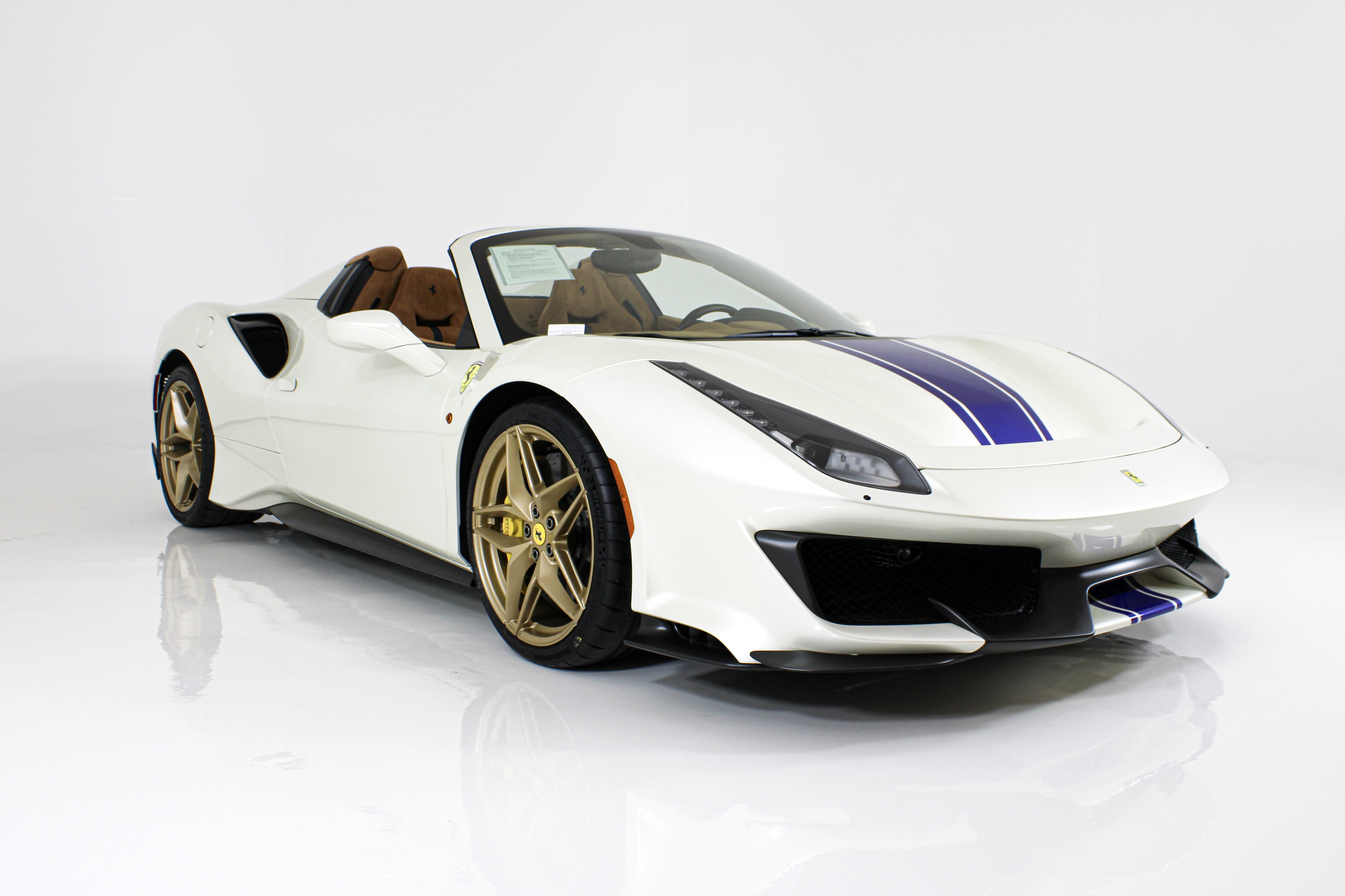 Certified Used 2020 White Ferrari  image 7