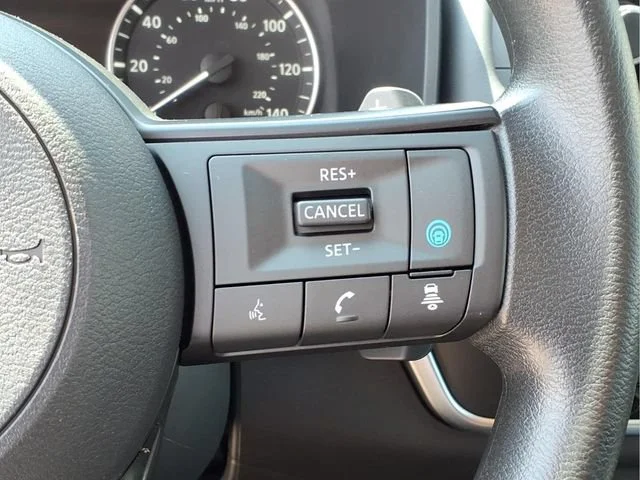 Used 2024  Nissan SV image 14